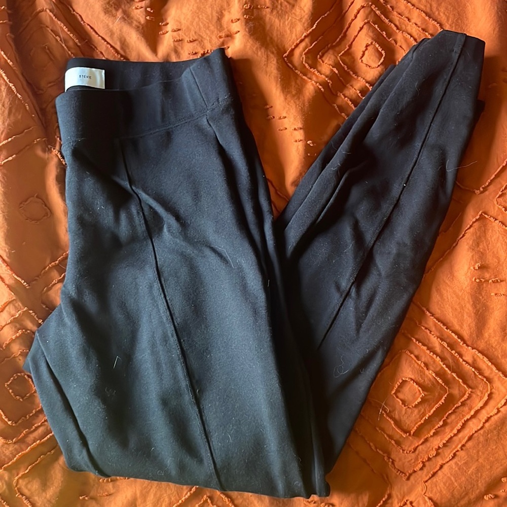 Old Navy, Stevie Leggings, Slim Fit, Size Small.